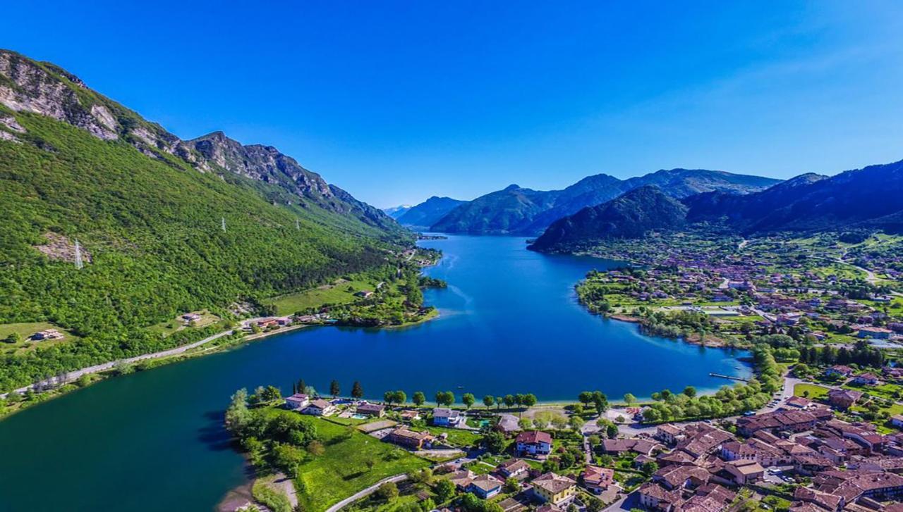 B&B laWanda Idro Bagian luar foto